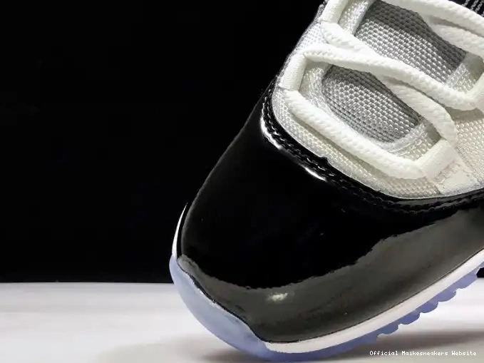 Official Maikesneakers 378037-100 Jordan 2018 Retro 